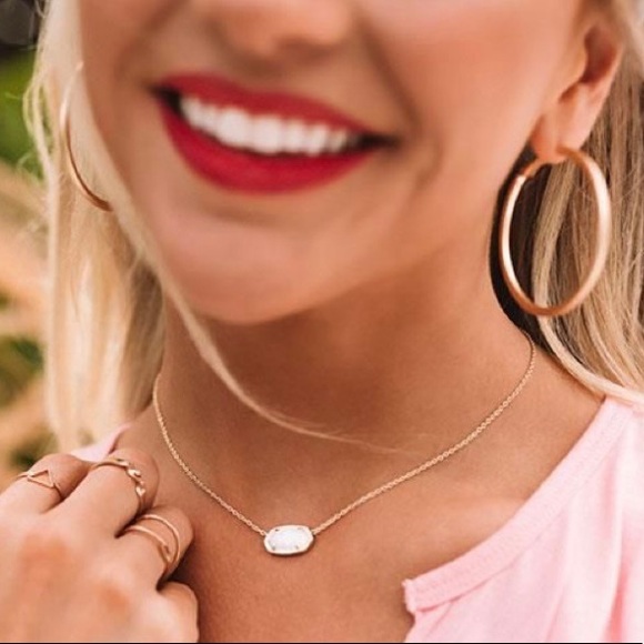 Kendra Scott Jewelry - 🆕KENDRA Elisa Gold Necklace in White Kyocera Opal